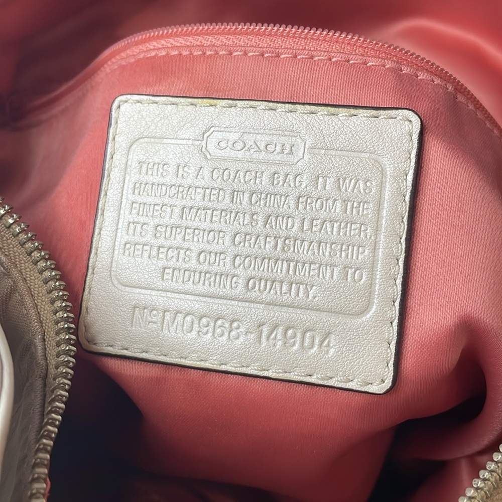 Coach Satin White 2009 Shoulder Crossbody Bag - Picture 2 of 15